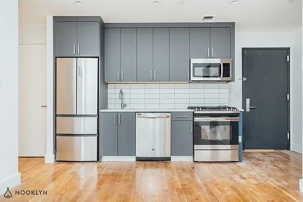 Rented by Nooklyn NYC LLC | media 50