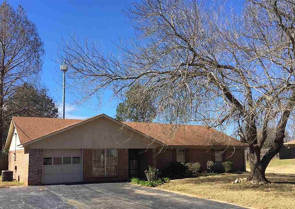 1st image of 107 S Joan Ln