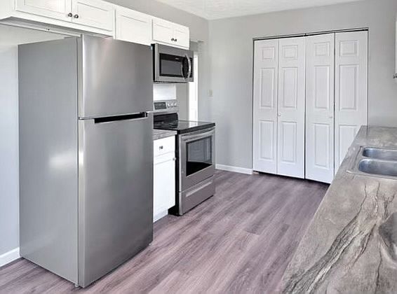 2nd image of 2019 Eastland Ct