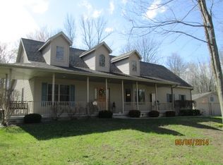1641 Birch Dr, Pinconning, MI 48650