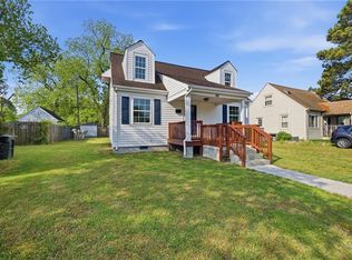 44 Henry St, Hampton, VA 23669