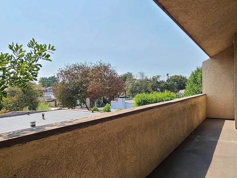 87 S Allen Ave #206 — Photo 7