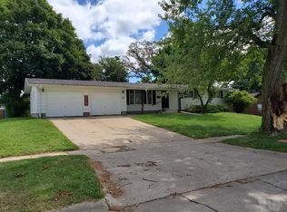 802 Harding St, Tama, IA 52339