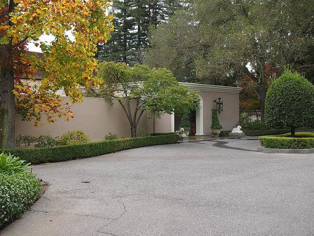 2nd image of 69 Isabella Ave
