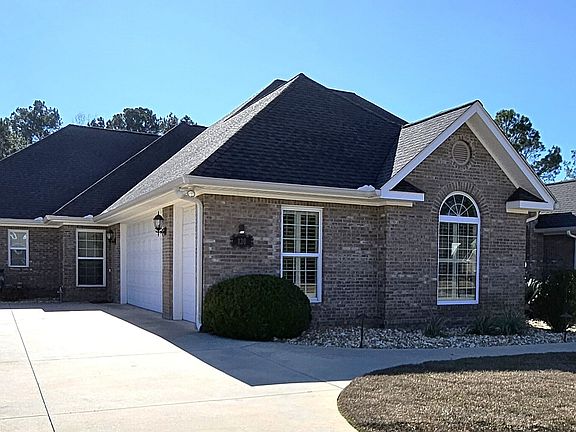 3rd image of 120 Sweetwater Dr