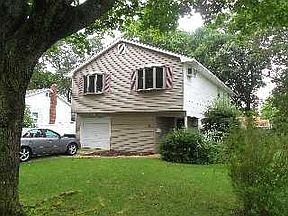 1st image of 34 Beatrice Ave