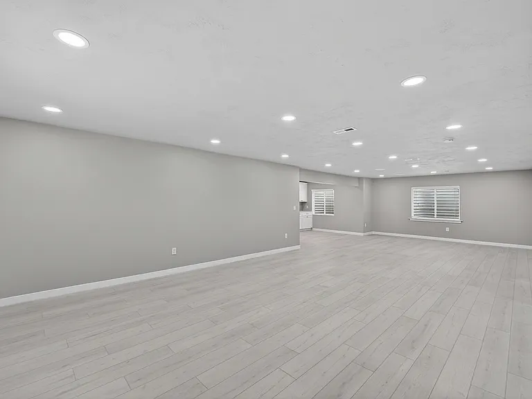 2123 N Wild Hyacinth Dr — Photo 32