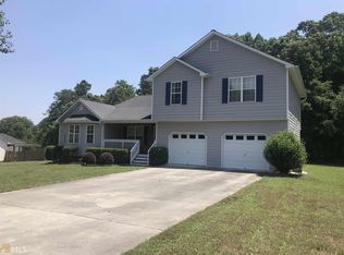 20 Windmill Dr SE, Silver Creek, GA 30173