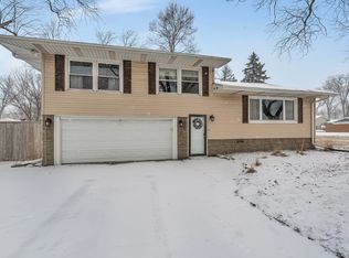 305 W Illinois Hwy, New Lenox, IL 60451