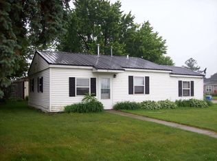 800 Thompson St, Portage, WI 53901