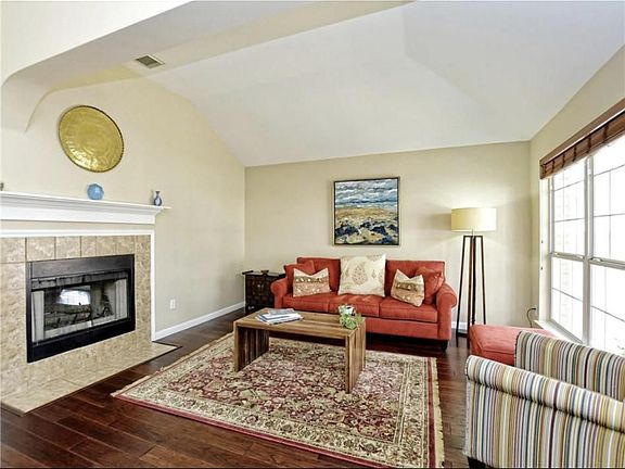 5th image of 12301 Zeller Ln