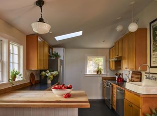 25 Summer St, Portland, ME 04102