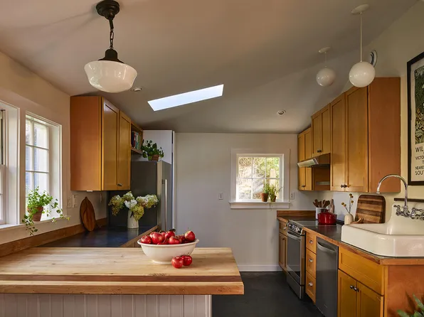 25 Summer Street, Portland, ME 04102
