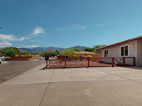 4th image of 13216 Camino Del Norte NE
