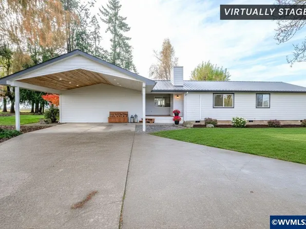 10471 Wagon Rd NE, Mount Angel, OR 97362