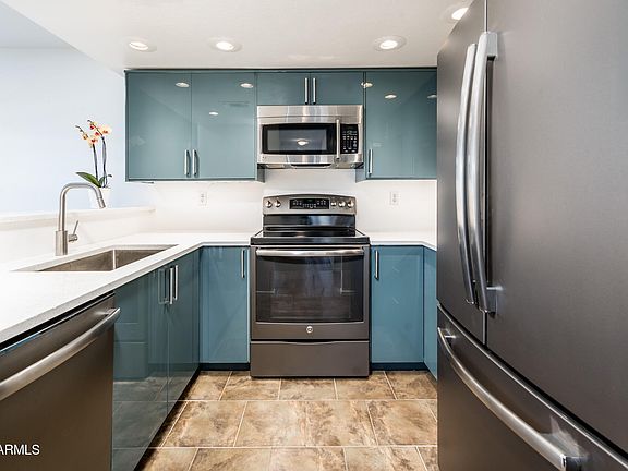 4th image of 1245 W 1ST Street #204