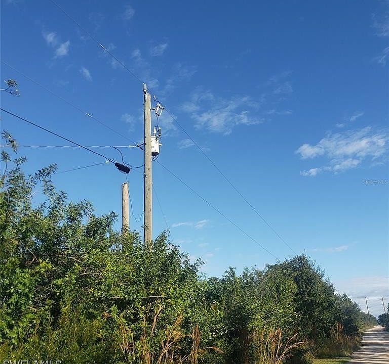 2nd image of 6484 Sweden Blvd