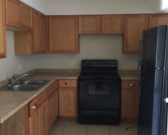 5th image of 2429 W 15th St
