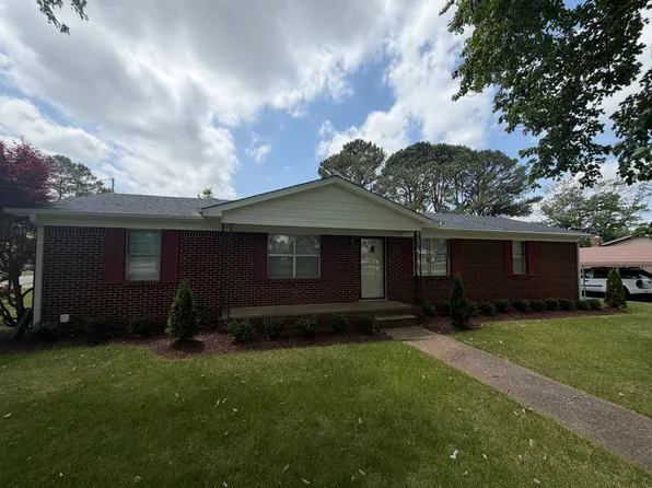1109 Freda St, Pulaski, TN 38478