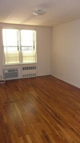 1st image of 20 4fifth Ave #137