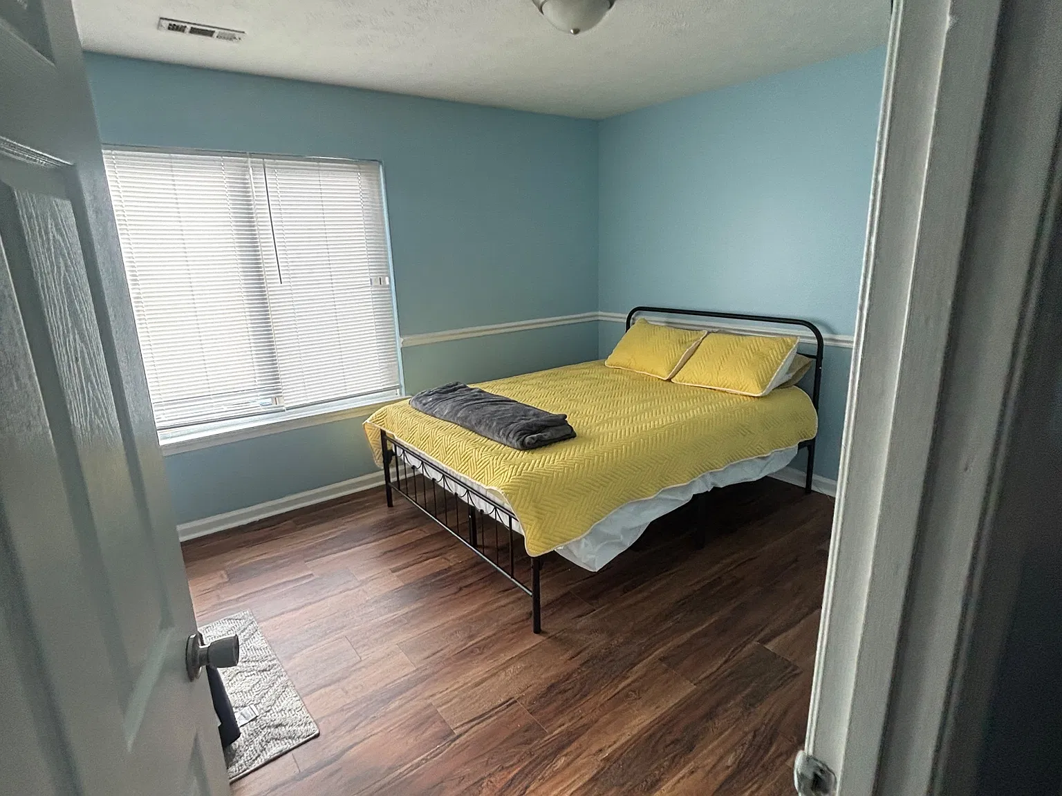 2 bed, $1,525 — Photo 3