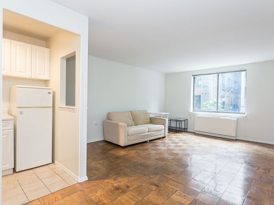 1st image of 312 E 85th St APT 1B