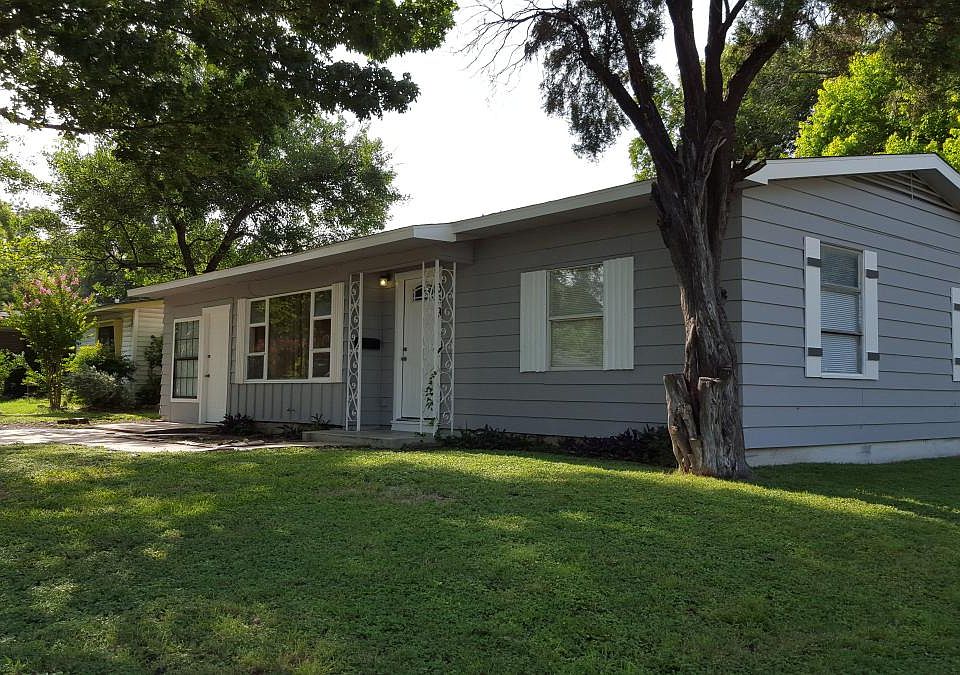 1st image of 339 Storeywood Dr