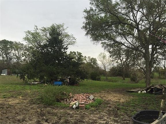 4th image of 3705 Private Road 2280