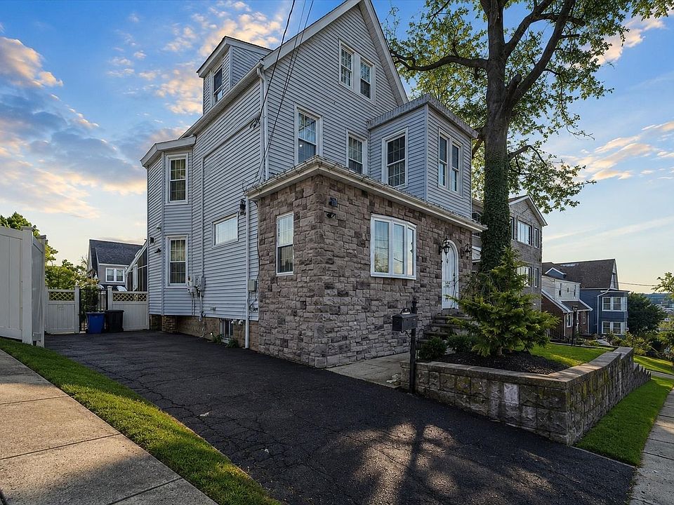 1st image of 60 Stewart Ave