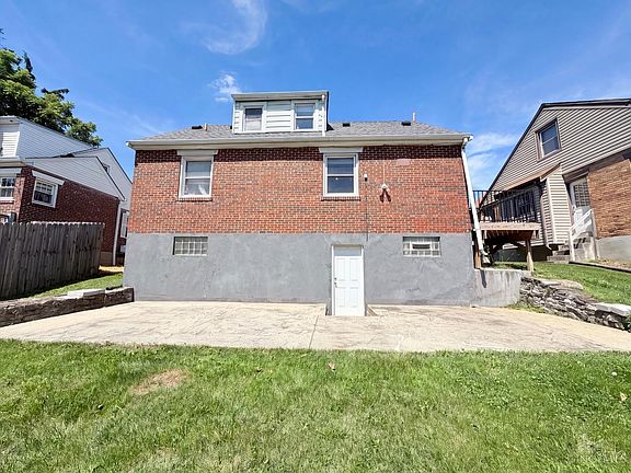 5th image of 5476 Edalbert Dr