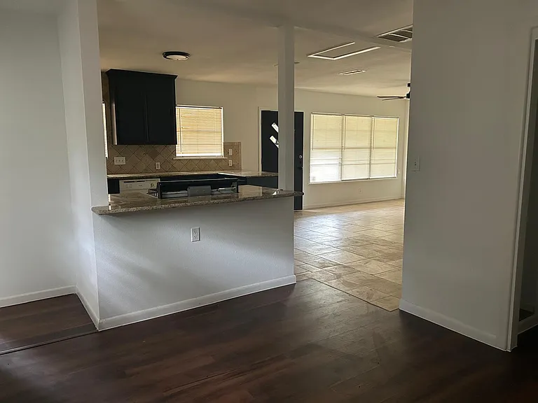 1203 Edgewood Ave — Photo 11