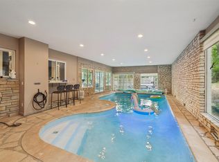 3939 River Oaks Dr, Des Moines, IA 50312