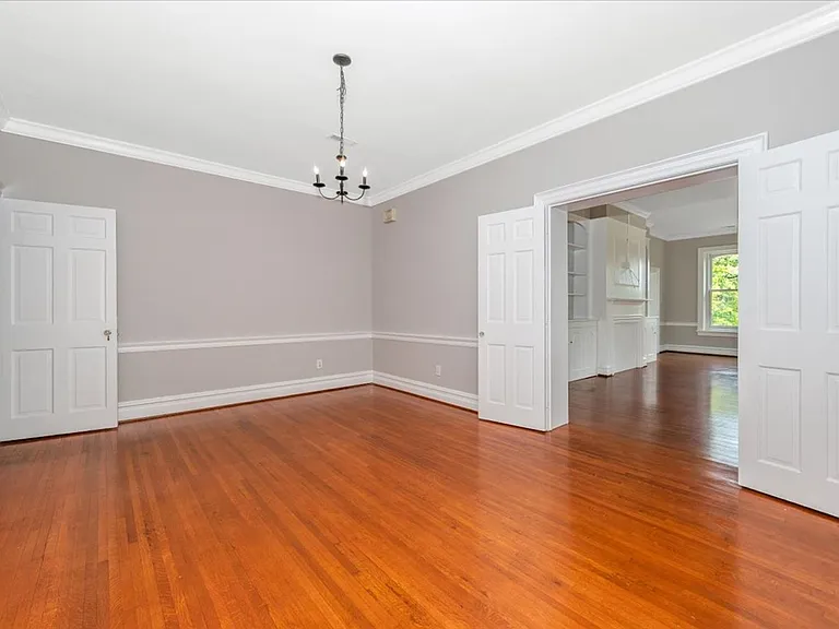 457 N Potomac St — Photo 8