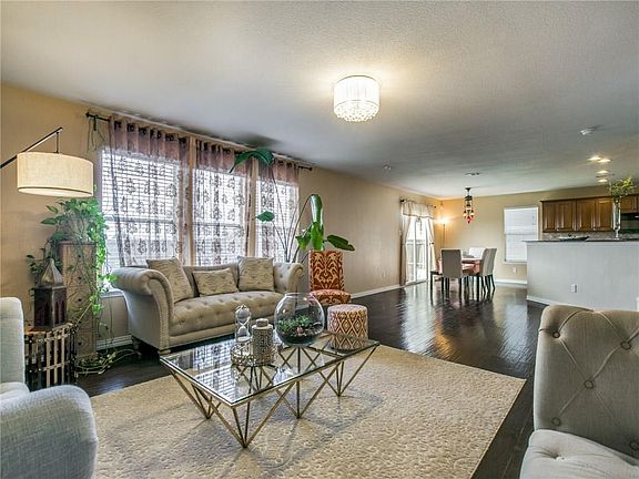 4th image of 4204 Alfalfa Dr