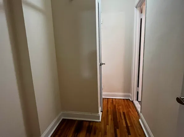 144-11 Barclay Avenue 4C image 4 of 5