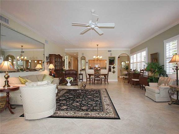 3rd image of 2610 Tarpon Cove Dr APT 411