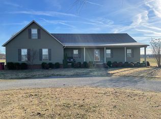 90 Bogey Ln, Oran, MO 63771