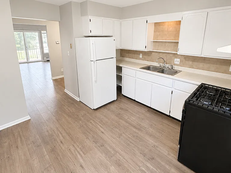 1507 S Riverside Ave #2 — Photo 5
