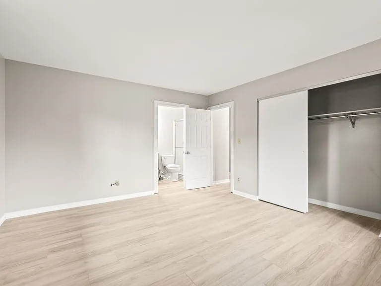 213 Southerly Hills Dr — Photo 25