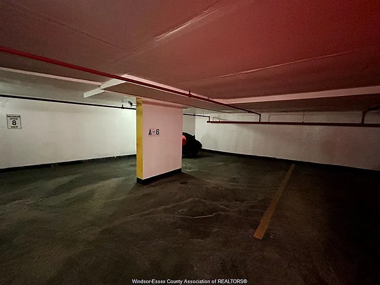 75 Riverside Dr E #901 — Photo 26