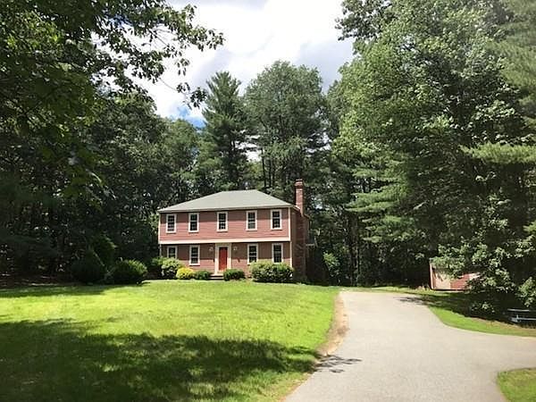 2nd image of 4 Matthew Dr