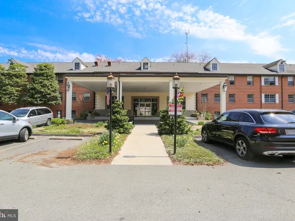 5301 Westbard Cir APT 233, Bethesda, MD 20816