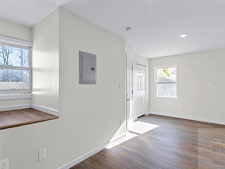 502 E Ormsby Ave #2 — Photo 5