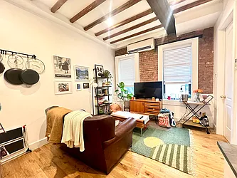 Rented by Nolita Group