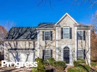 7812 Royce Hall Ln, Charlotte, NC 28216