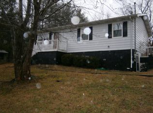 20023 Dover Cir, Bristol, VA 24202