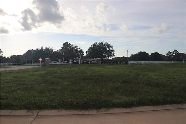 1st image of 6436 White Oleander Cir W