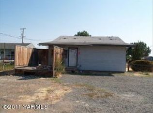 1922 S 18th St, Yakima, WA 98903
