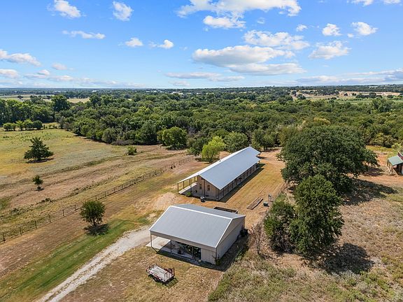 2nd image of 1037 Private Road 4481
