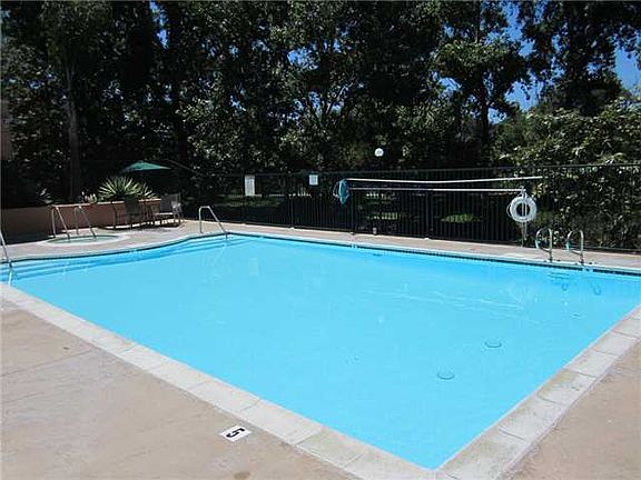 3rd image of 640 Camino De La Reina #1408